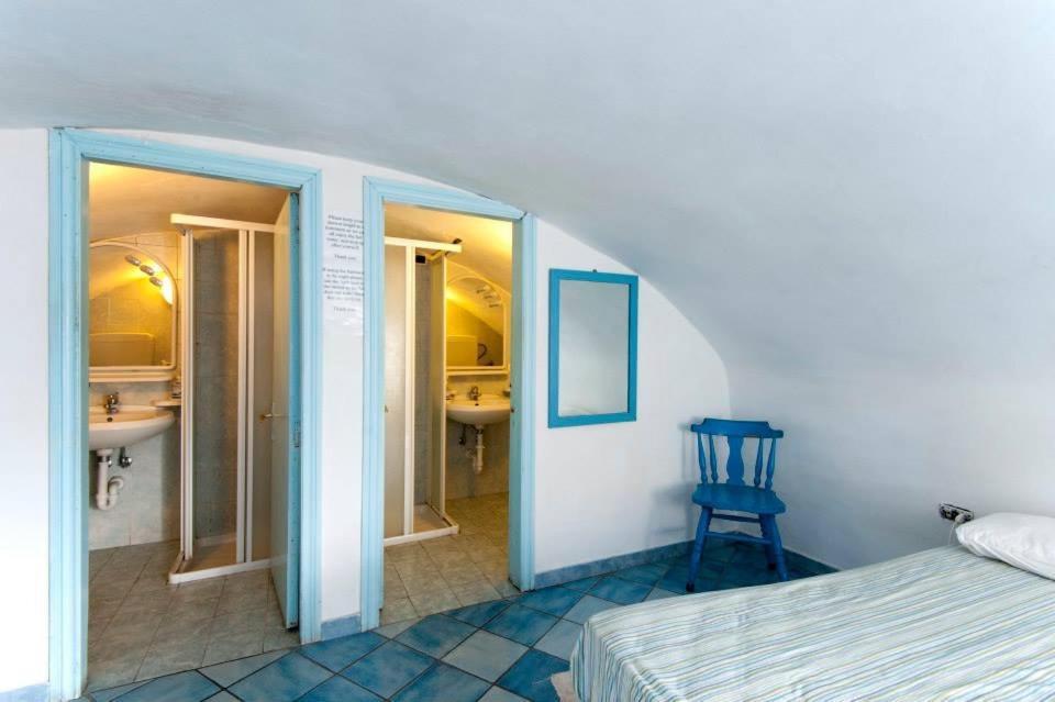 Ring Hostel Forio di Ischia Exterior foto